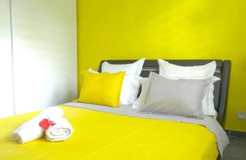 Lamentin Apartment | Appartement charmant à Lamentin avec piscine partagée