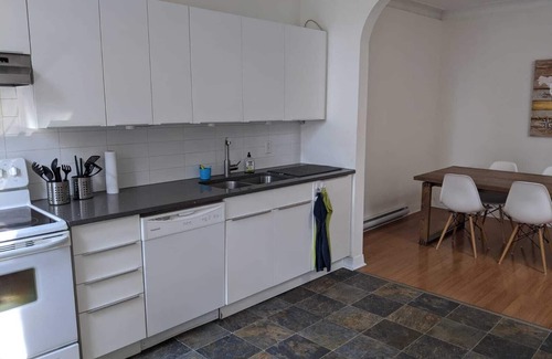 Montreal House | Appartement Charmant et Lumineux de Deux Chambres au Coeur de Villeray