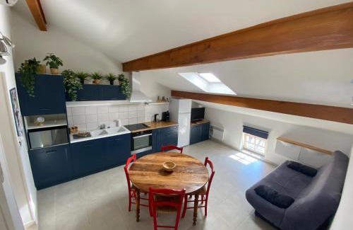 Malemort-du-Comtat Apartment | Appartement climatisé au pied du Mont Ventoux