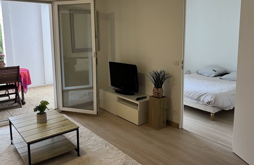 Ahetze Apartment | Appartement Confortable au Cœur du Village