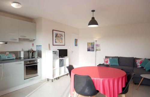 Etel Apartment | Appartement cosy à Étel - 44 m², Wifi, Animaux acceptés, Parking privé - FR-1-479-182