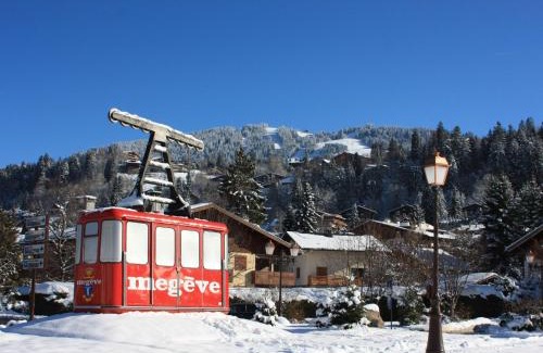 Le Planellet Apartment | Appartement cosy 2 pièces à Megève, proche pistes et golf, avec balcon et jardin, pour 4 personnes. - FR-1-453-83