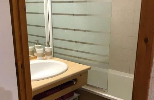 Areches Apartment | Appartement cosy 27m² 4p avec piscine et parking à Arêches-Beaufort - FR-1-342-144