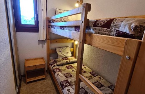 Areches Apartment | Appartement cosy, 4 personnes, 2 chambres - MER04