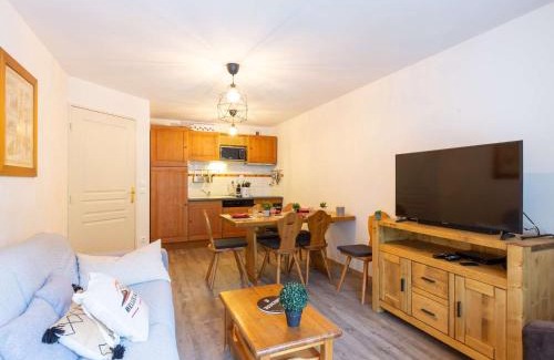 Vielle-Aure Apartment | Appartement cosy 6 pers à Vielle-Aure avec piscine couverte, proche pistes et thermes - FR-1-296-447