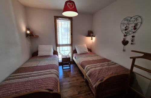 Areches Apartment | Appartement cosy, 6 personnes, 2 chambres - MONTA12