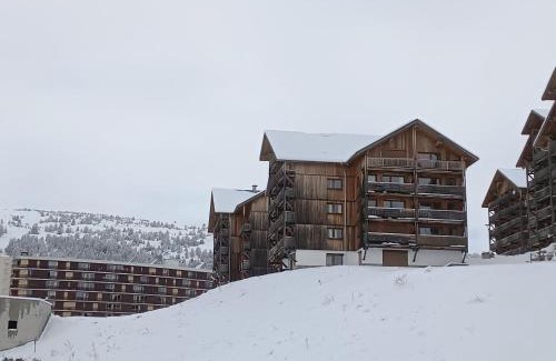 Saint-Etienne-en-Devoluy Apartment | Appartement cosy dans chalet vue Montagne