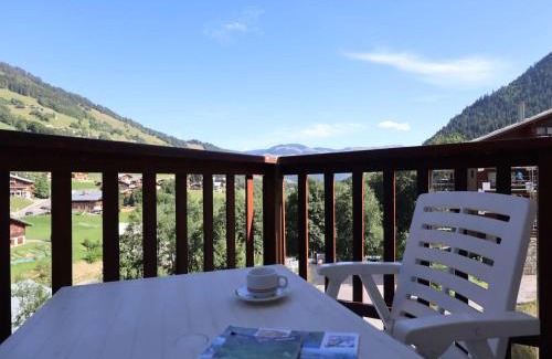 Areches Apartment | Appartement cosy 4 pers, centre-village, ski/rando à pied, piscine, commerces à proximité - FR-1-342-182