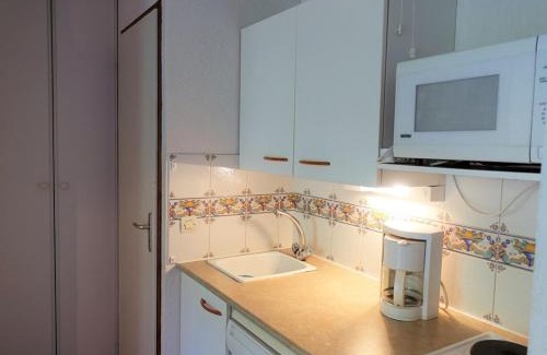 Areches Apartment | Appartement cosy 4 pers, centre-village, ski/rando à pied, piscine, commerces à proximité - FR-1-342-182
