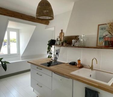 Montreuil-sur-Mer Apartment | Appartement cosy et lumineux au cœur de Montreuil