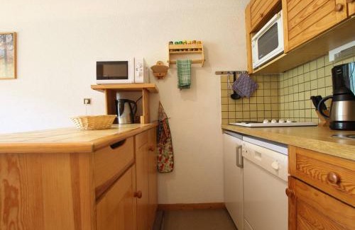 Vallouise-Pelvoux Apartment | Appartement cosy 2 pièces pour 6 personnes avec balcon, proche des activités à Vallouise - FR-1-330G-38