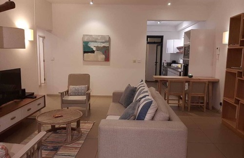 Roches Noires Apartment | Appartement Cosy Près de la Plage Dans la Résidence Resort Renomée D'azuri