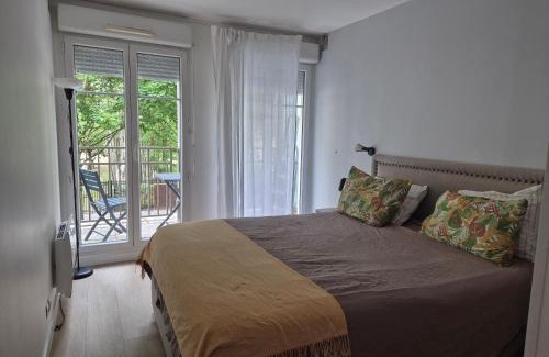 Chessy Apartment | Appartement cosy près du RER