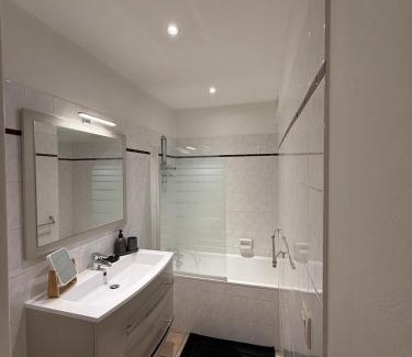 Cusset Apartment | Appartement cosy proche métro Cusset