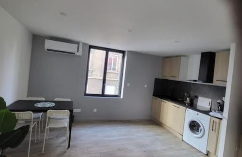 Centre Deux Apartment | Appartement cosy spacieux 103