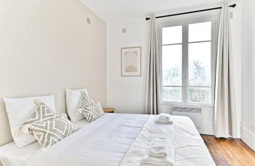 Puteaux Apartment | Appartement Cosy Vue sur Paris Bois de Boulogne