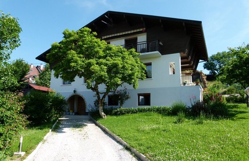Annecy-le-Vieux House | Appartement Dans Maison en rez de Chaussée 3 Piéces, 4 Couchages + 1personne