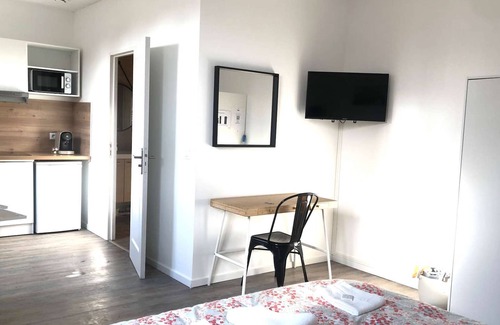Libourne Apartment | Appartement Design Tout Confort à 10 Minutes de Bordeaux