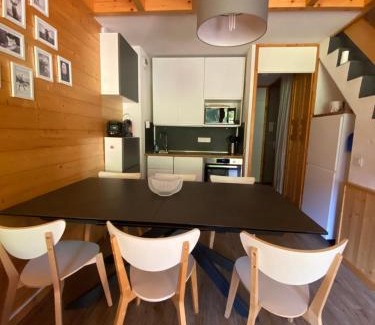 Les Avanchers-Valmorel Apartment | Appartement duplex 6 couchages 2sdb Parking Ménage inclus
