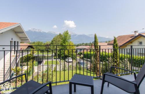 Cessenaz Apartment | Appartement Duplex Jardin