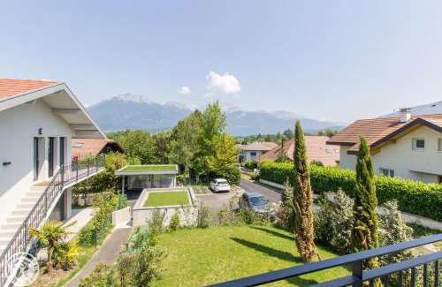Cessenaz Apartment | Appartement Duplex Jardin