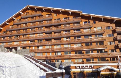 Meribel-Mottaret Apartment | Appartement ensoleillé avec TV, proche pistes et commerces, Résidence Plein Soleil, Les Allues - FR-1-182-18