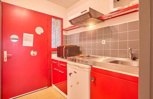 Barbotan-les-Thermes Apartment | Appartement lumineux T1 avec Wifi et parking à Barbotan - FR-1-841-8