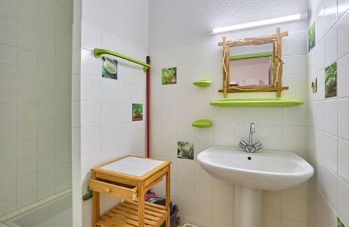 Barbotan-les-Thermes Apartment | Appartement lumineux T1 avec Wifi et parking à Barbotan - FR-1-841-8