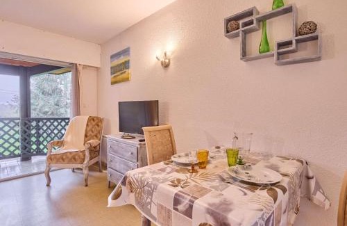 Barbotan-les-Thermes Apartment | Appartement lumineux T1 avec Wifi et parking à Barbotan - FR-1-841-8