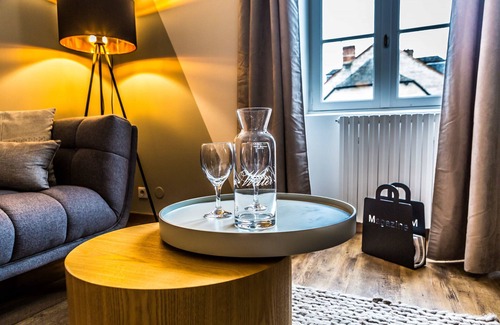 Brive-la-Gaillarde Apartment | ★ Appartement Elégant ★ Parking Privé ★ Très Cocooning