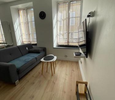 Charleville-Mezieres Apartment | Appartement Le Petit Charcot