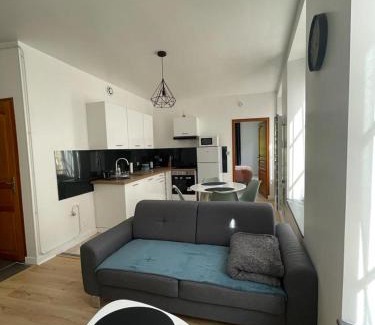 Charleville-Mezieres Apartment | Appartement Le Petit Charcot