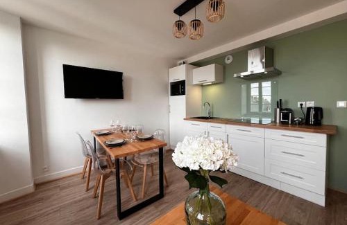 Sainte-Mere-Eglise Apartment | Appartement Gordon Smith en plein centre - 2 personnes