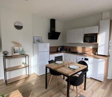 Brive-la-Gaillarde Apartment | Appartement hypercentre 100% équipé *Clim*