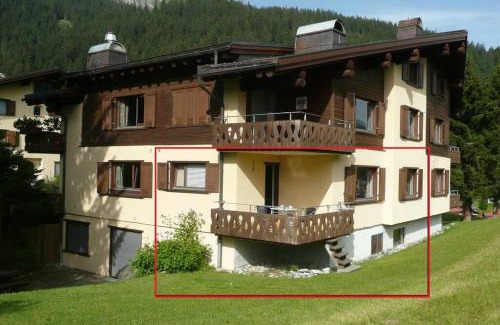 Klosters-Serneus Apartment | Appartement in Hus Signal met prachtig uitzicht op de bergen
