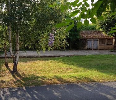 Bayet Apartment | APPARTEMENT INDEPENDANT DANS MAISON PARTICULIERE