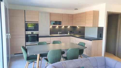 Sevrier House | Appartement Laudon