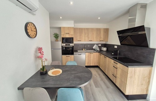Cholet Apartment | Appartement "Le Colibri" centre Cholet 5pers