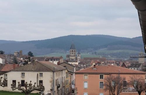 Cluny Apartment | Appartement Le Duplex