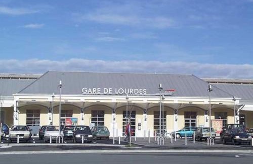 Lourdes Apartment | Appartement le Soleil 140 m2 climatisé parking privé proche Sanctuaires