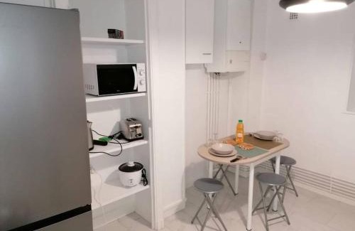 Clermont-Ferrand Apartment | Appartement meublé proche du centre - Wifi/Parking