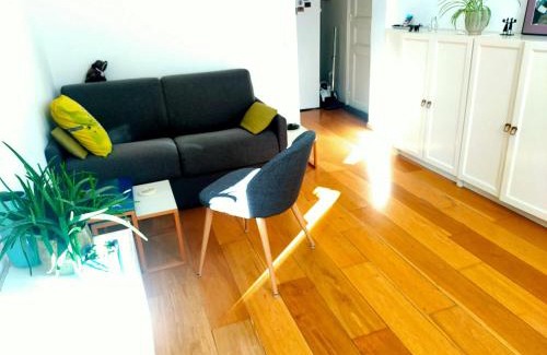 Clichy Apartment | Appartement moderne à Clichy, 35 m², idéal pour 4 personnes.