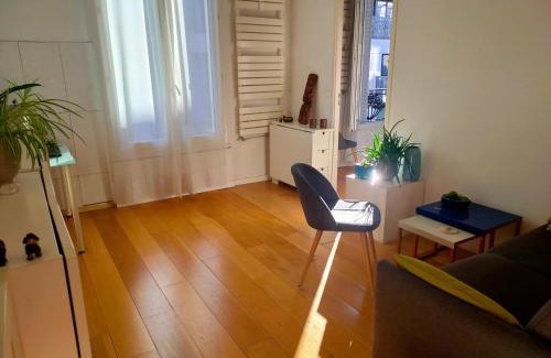 Clichy Apartment | Appartement moderne à Clichy, 35 m², idéal pour 4 personnes.