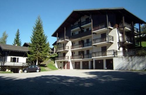 Crest-Voland Apartment | Appartement rénové 4 pers., pied des pistes, parking - FR-1-733-31