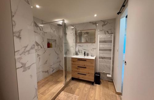 Villereversure Apartment | Appartement rénové au cœur de la campagne