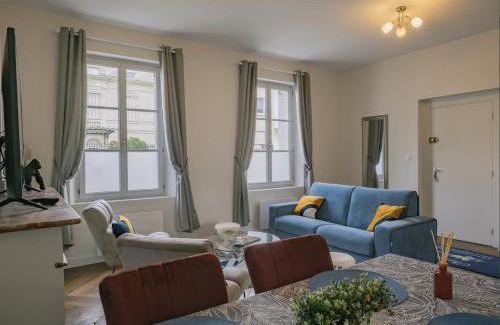 Saumur Apartment | Appartement refait à neuf avec cachet de l'ancien