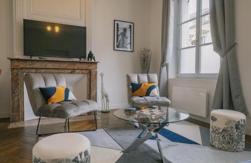 Saumur Apartment | Appartement refait à neuf avec cachet de l'ancien