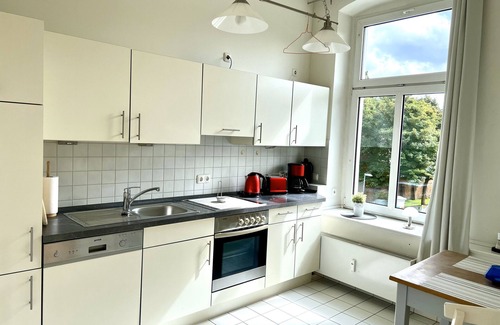 Stralsund Apartment | Appartement S - Ferienwohnung am Theater Haus Olaf Palme 1