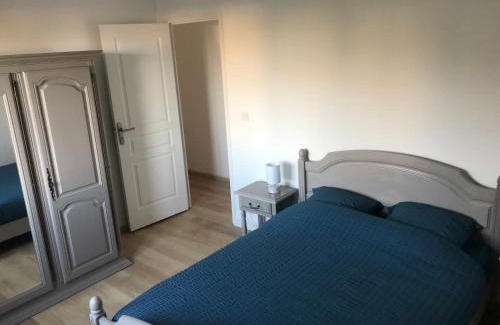 Ploneour-Lanvern Apartment | Appartement spacieux - 6 personnes