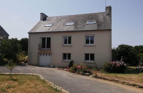 Ploneour-Lanvern Apartment | Appartement spacieux - 6 personnes